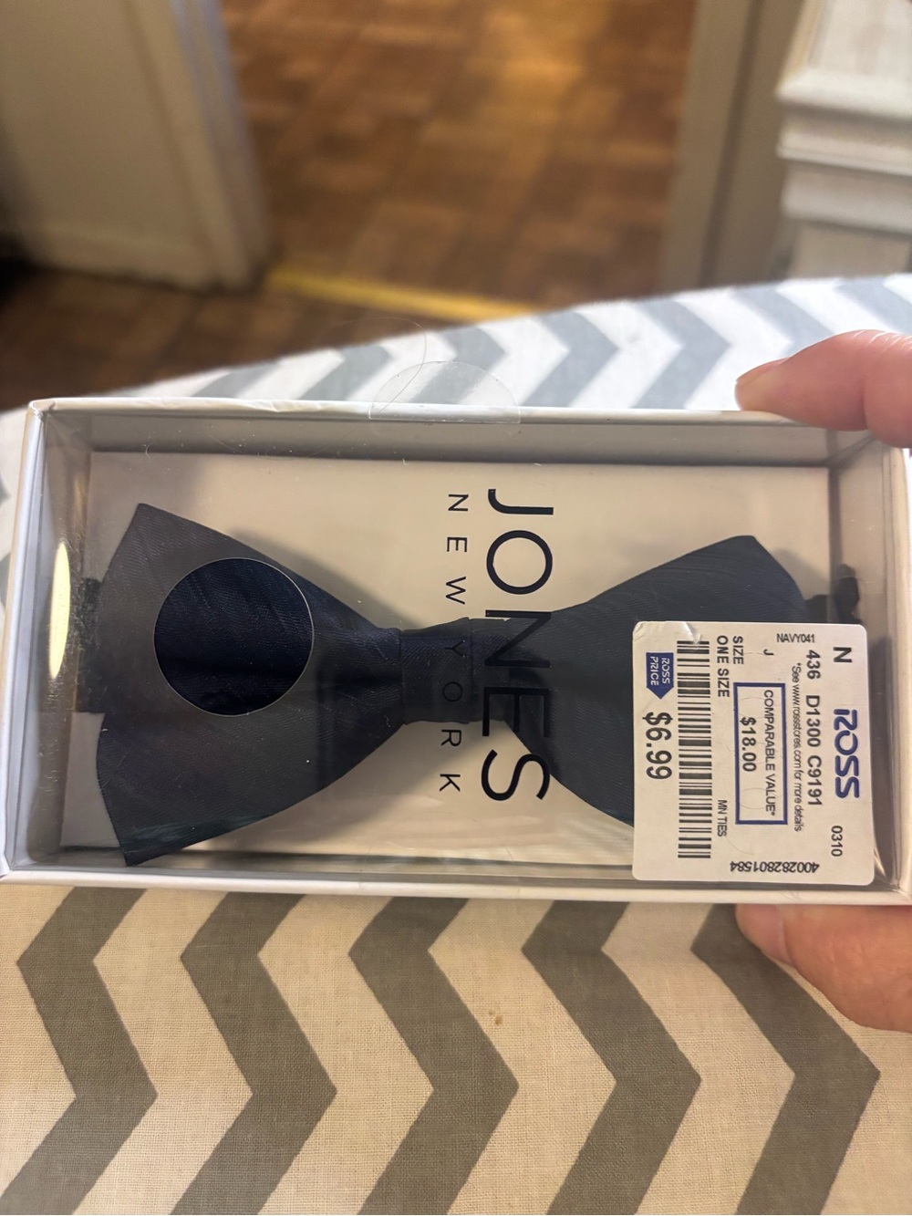 Jones New York Men's Dark Navy Pre-Tied Bow Tie
